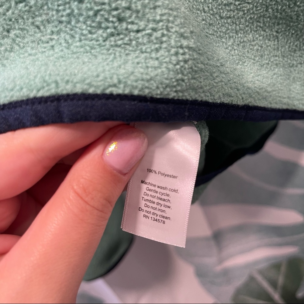 VINEYARD VINES • green zip up pullover SIZE XS - Picture 3 of 5